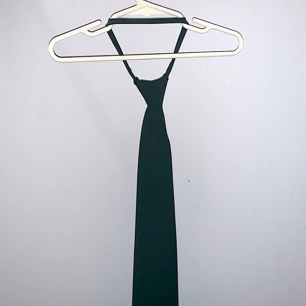 Dark green zip-up tie-size:OS                                ~Brand:Henry Segal